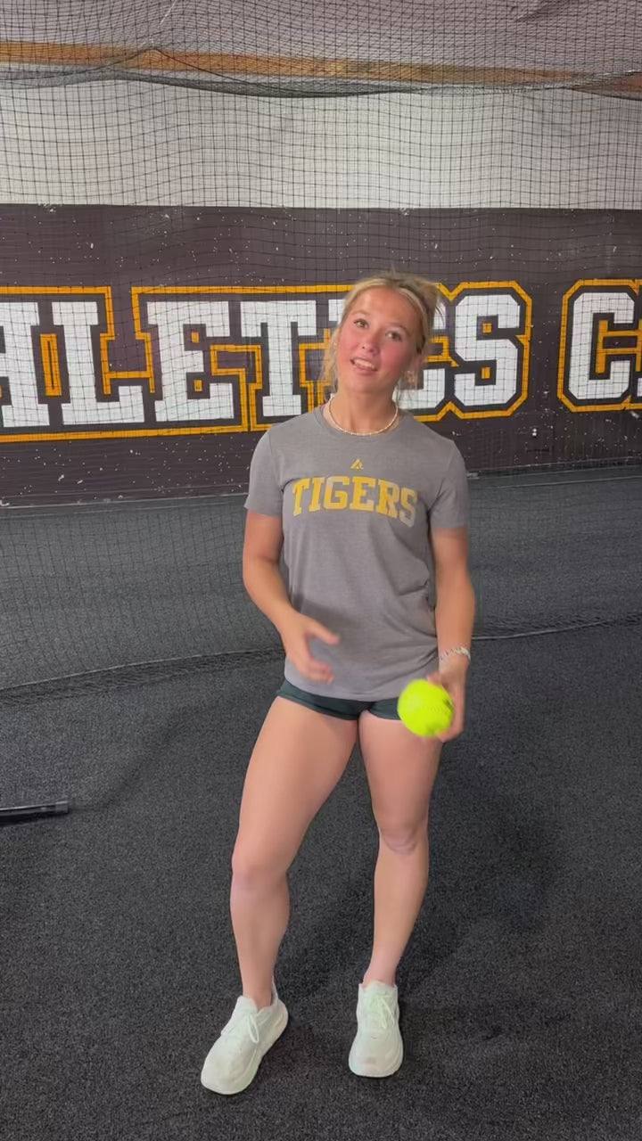 Avery Grigar Softball Hitting Lessons